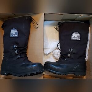 Sorel Men's Bear Boots Black Size 9 New in Box